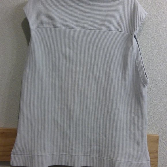 Asymmetric Neck-Top - Picture 2 of 4